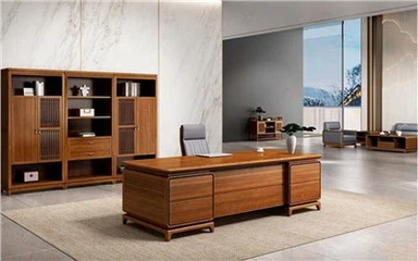 Meja Pejabat Kayu Pepejal